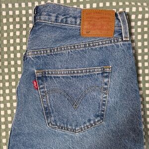 Levi's Classic Straight Blue Jeans 501